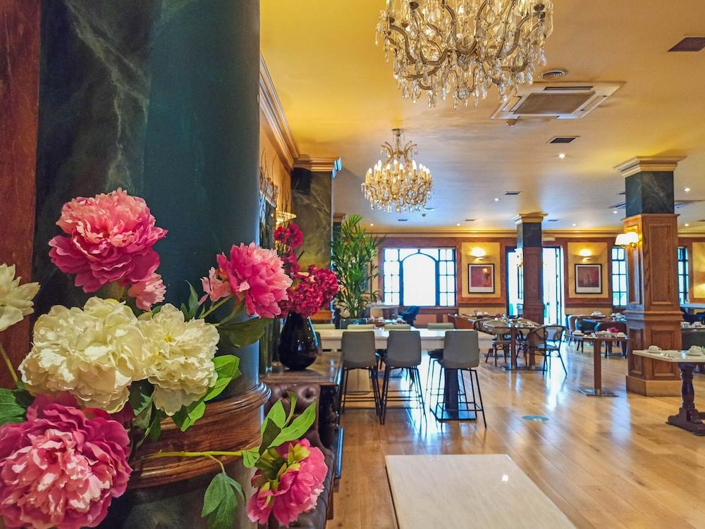 The Victoria Hotel Galway Ngoại thất bức ảnh